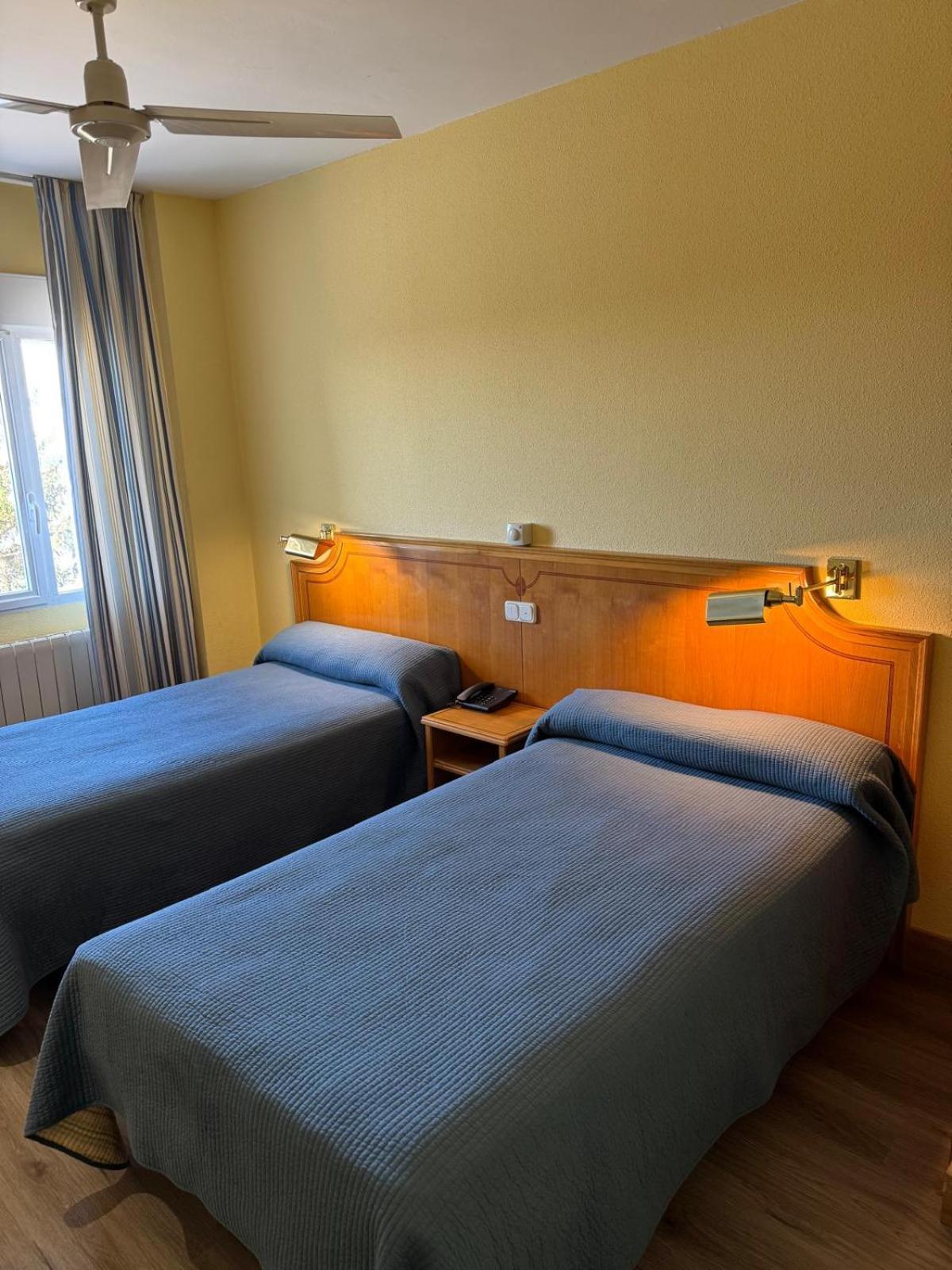 Hotel Rey Arturo Burgos Villagonzalo Pedernales Экстерьер фото