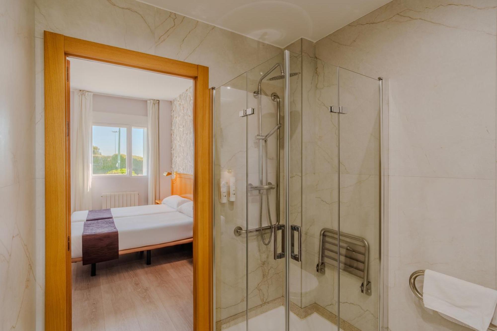 Hotel Rey Arturo Burgos Villagonzalo Pedernales Номер фото