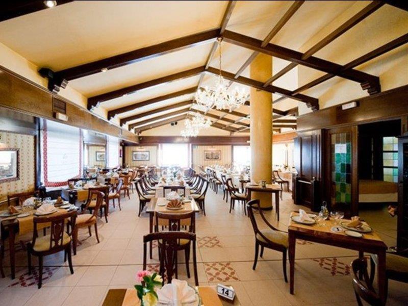 Hotel Rey Arturo Burgos Villagonzalo Pedernales Экстерьер фото